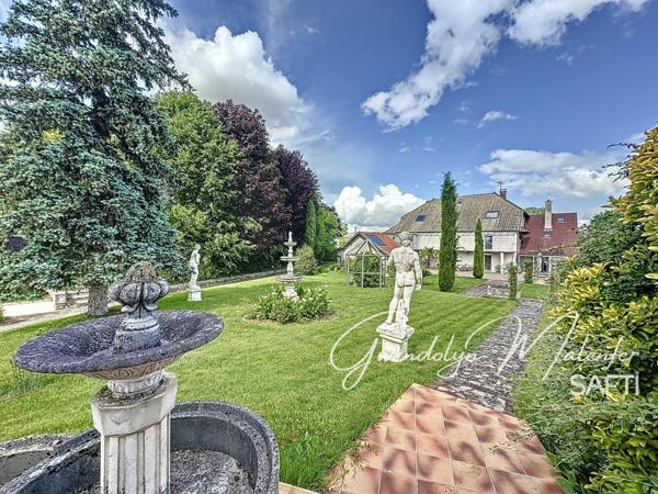 MAGNIFIQUE DOMAINE  AU COEUR DU VAL D'AMOUR