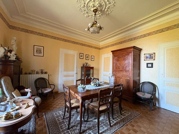 Maison 5 pièces - 2 chambres - Sainte Radégonde des noyers