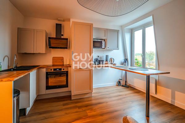 Écrin rénové au coeur de Chantilly, vue dégagée et dernier étage