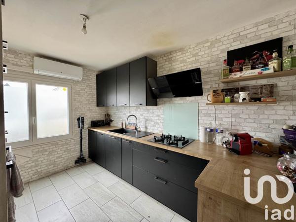 Maison 4 pièces de 94 m² à Dampierre-en-Burly (45570)