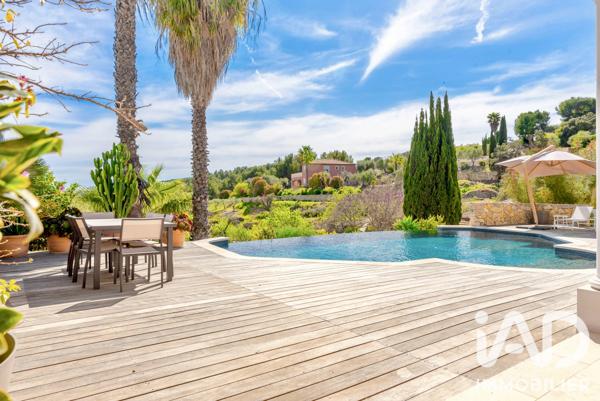 Maison à vendre 6 pièces 182 m² Bandol