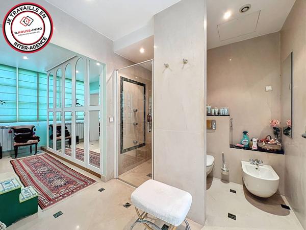 Maison à vendre 8 pièces de 201 m²