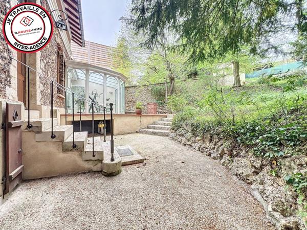 Maison à vendre 8 pièces de 201 m²