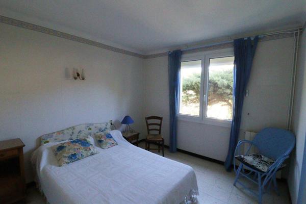 Maison Villeneuve Les Avignon 8 pièce(s) 100 m2