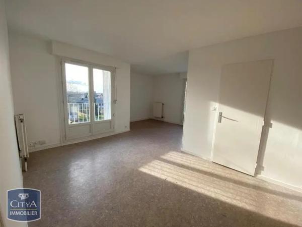 Appartement à louer 5 pièces 107.95m²