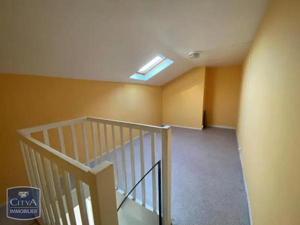 Appartement à louer 5 pièces 107.95m²