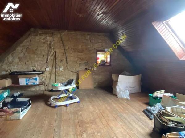 Ensemble maison, appartement et local commerce