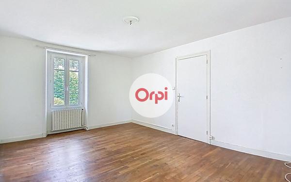 Maison à vendre    6 pièces •  Elven