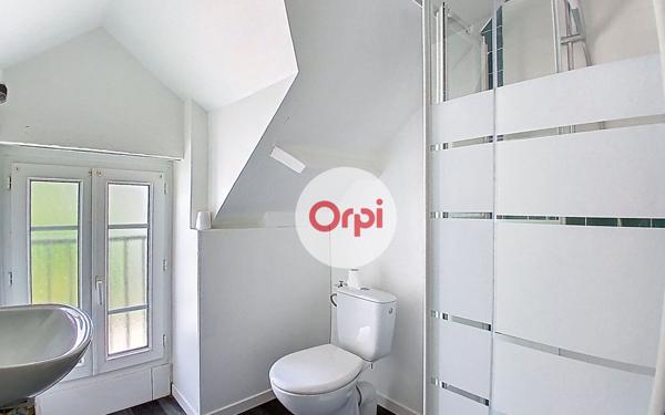 Maison à vendre    6 pièces •  Elven