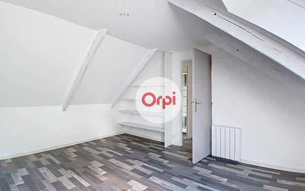 Maison à vendre    6 pièces •  Elven