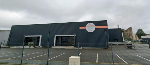 Local commercial Saint Berthevin 300 m2