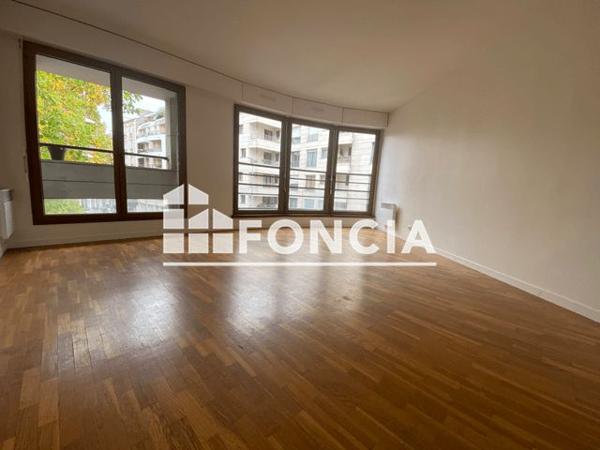 Location Appartement 2 pièces 50.77 m² - 54 RUE JEAN PIERRE TIMBAUD Issy Les Moulineaux 92130