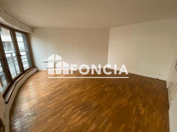 Location Appartement 2 pièces 50.77 m² - 54 RUE JEAN PIERRE TIMBAUD Issy Les Moulineaux 92130