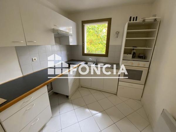 Location Appartement 2 pièces 50.77 m² - 54 RUE JEAN PIERRE TIMBAUD Issy Les Moulineaux 92130