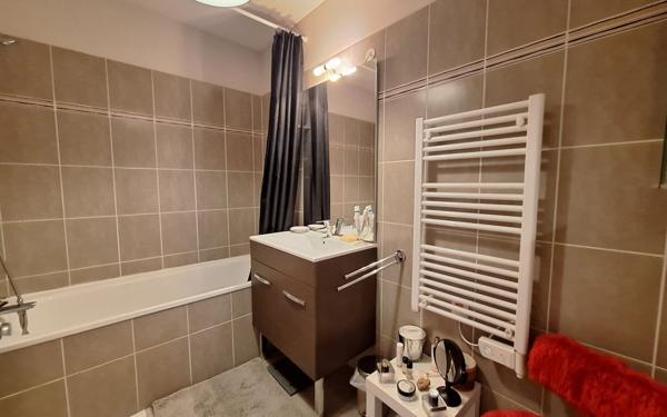 Appartement à vendre    3 pièces • 60 m2 Trébeurden