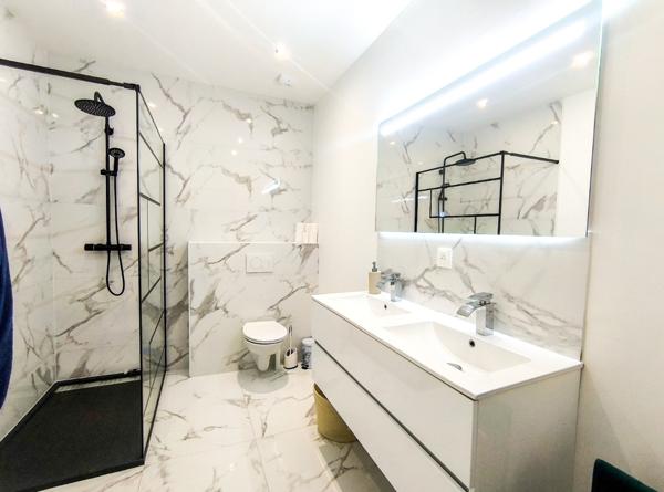 Crézancy (02650) Maison de village 7 pièces