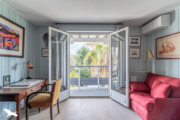 Maison à vendre |                                       Bordeaux |                                        7 pièces  |  190 m²