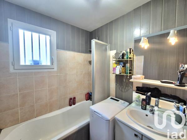 House for sale 3 rooms 73 m² Chaptelat