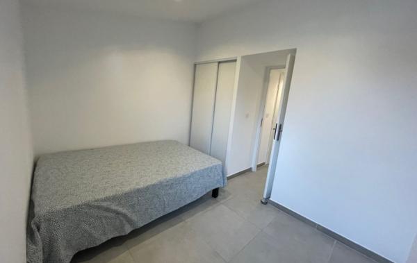 Vente Appartement P2 Mezzanine + Parking privatif rénové(e) Aigues-mortes   