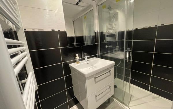 Vente Appartement P2 Mezzanine + Parking privatif rénové(e) Aigues-mortes   