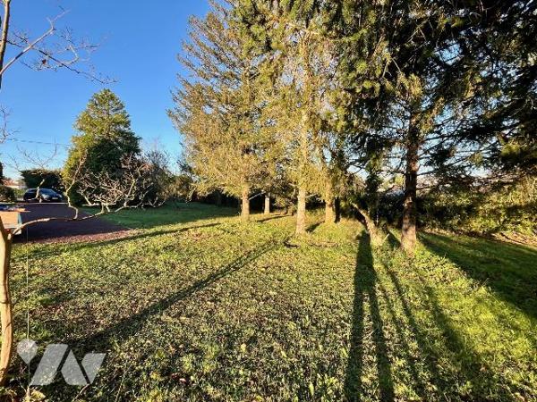 TERRAIN CLOS ET ARBORE DE 1256M² !!