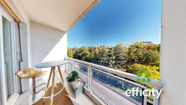 Appartement
         5 pièces
        - 113 m² Exclusivité 345 000 € *
