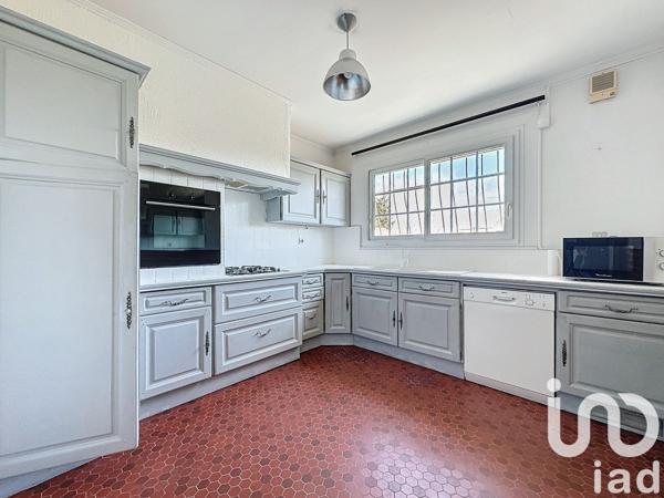 Maison 6 pièces de 152 m² à Vedène (84270)