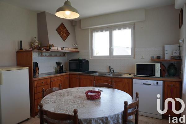 House for sale 10 rooms 211 m² Plouescat