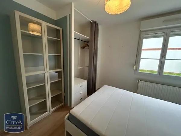 Appartement à louer 2 pièces 47.47m² Lambres-lez-Douai (59552)