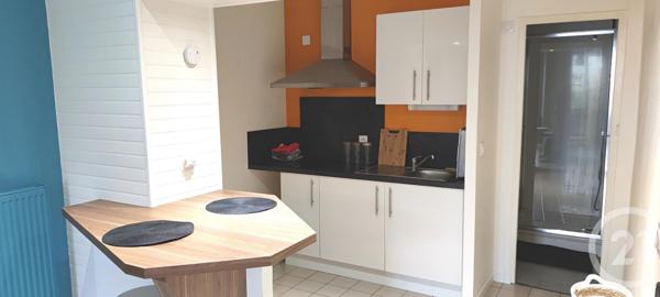 Immeuble à vendre  103 m2 LAVAL - 53