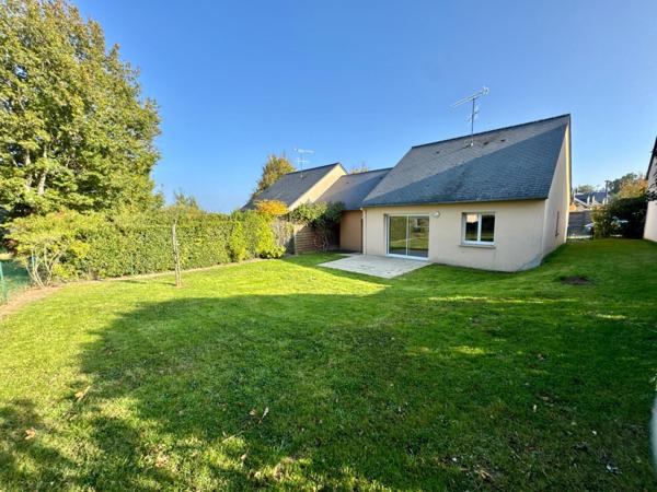 Laval - Pavillon de plain-pied intégral 2 chambres avec jardin