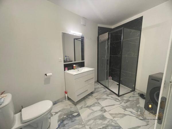 Immeuble à vendre 50 pièces de 1 454 m²