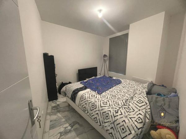 Immeuble à vendre 50 pièces de 1 454 m²