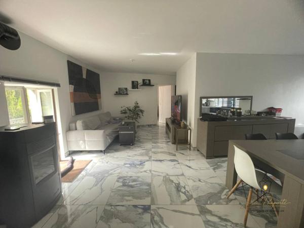 Immeuble à vendre 50 pièces de 1 454 m²