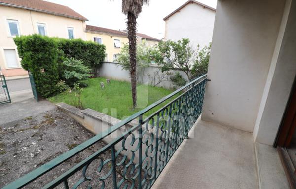 Centre Anneyron maison 2 chambres avec jardin et garage en sous-sol