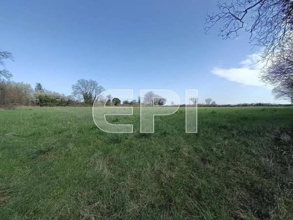Charmante maison de village à Chalais, 190 m², 6 pièces