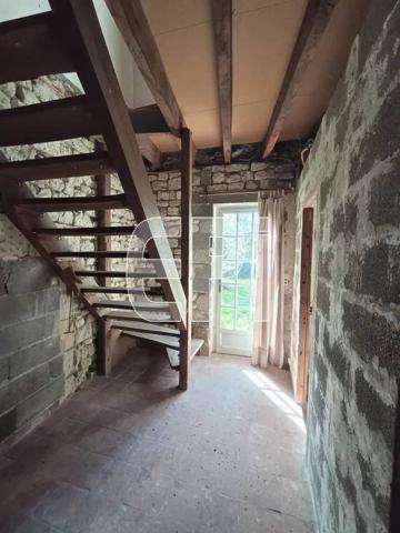 Charmante maison de village à Chalais, 190 m², 6 pièces