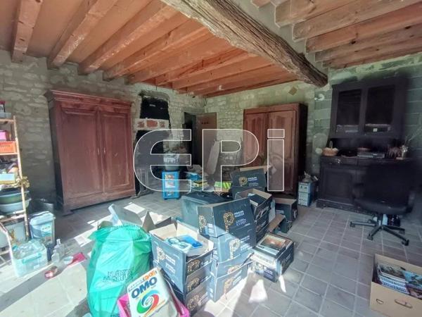 Charmante maison de village à Chalais, 190 m², 6 pièces