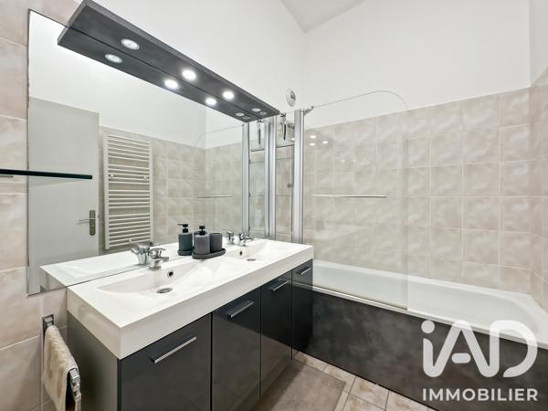 Appartement à vendre 4 pièces 82 m² Sainte-Geneviève-des-Bois