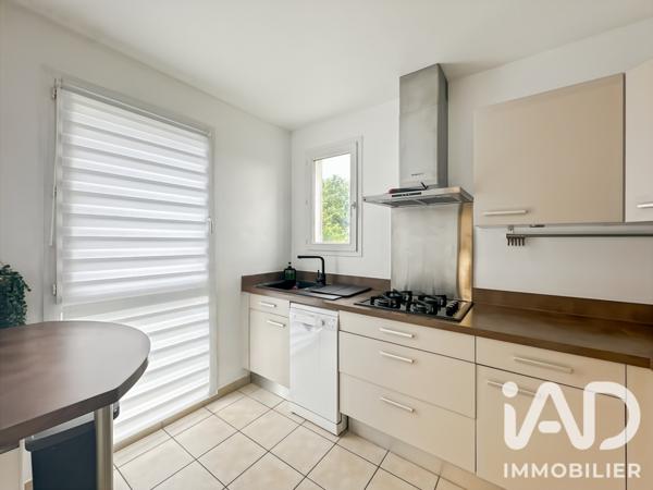Appartement à vendre 4 pièces 82 m² Sainte-Geneviève-des-Bois