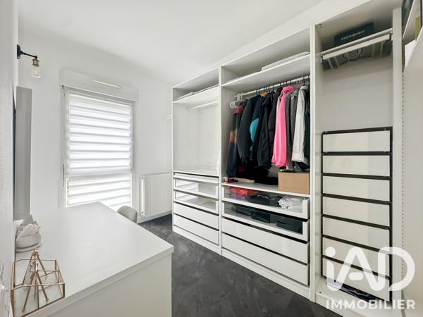 Appartement à vendre 4 pièces 82 m² Sainte-Geneviève-des-Bois