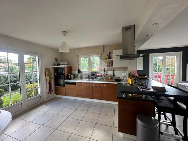 Maison Urcuit 7 pièce(s) 208 m2