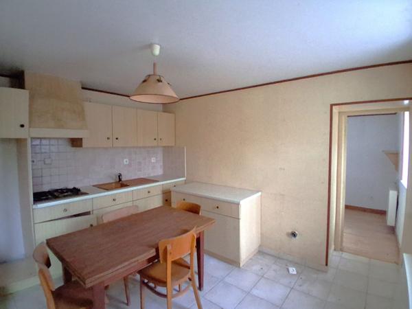 PLOUDIRY - Maison de 3 pièces de 39 m2