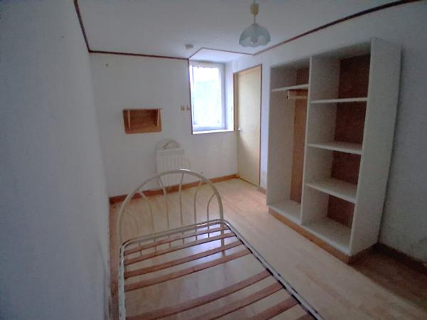 PLOUDIRY - Maison de 3 pièces de 39 m2