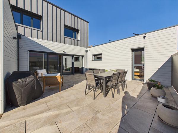 Maison contemporaine à haute performance énergétique