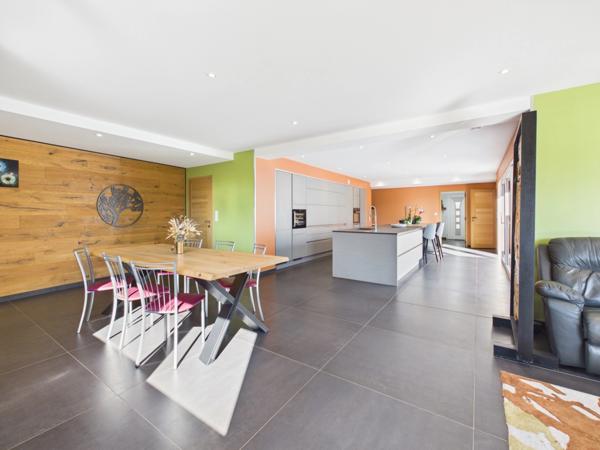 Maison contemporaine à haute performance énergétique