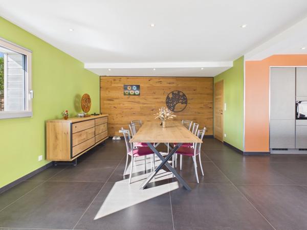 Maison contemporaine à haute performance énergétique