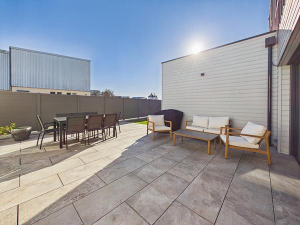 Maison contemporaine à haute performance énergétique