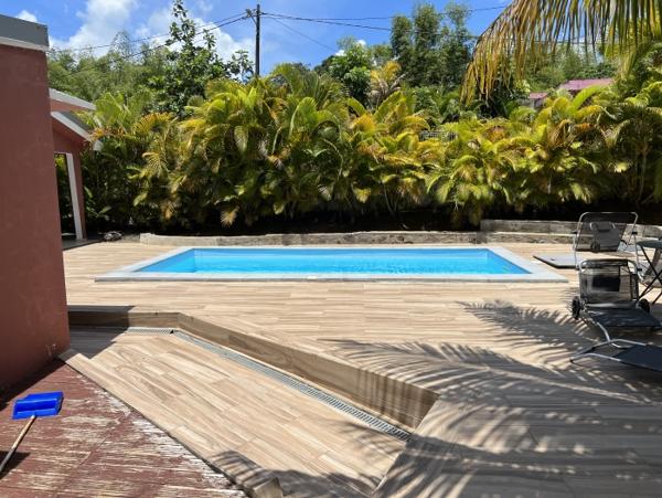 Location Villa avec piscine 5 pièces LaTrinité (97220) - Tracée Proche bourg Trinité
