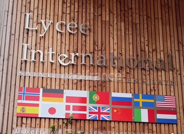 Dpt Yvelines (78), à vendre SAINT GERMAIN EN LAYE maison P8 de 210 m² à 5 mn du Lycée International